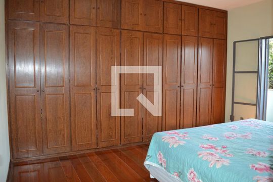 Suite de casa à venda com 4 quartos, 419m² em Alvorada, Contagem