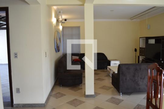 Sala 1 de casa à venda com 4 quartos, 419m² em Alvorada, Contagem