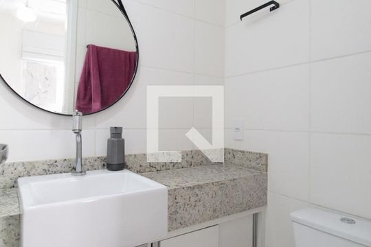 Banheiro da Suite de apartamento à venda com 3 quartos, 102m² em Planalto, Belo Horizonte