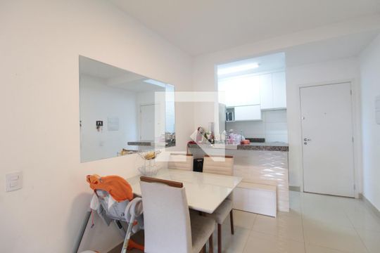 Sala de apartamento à venda com 3 quartos, 102m² em Planalto, Belo Horizonte