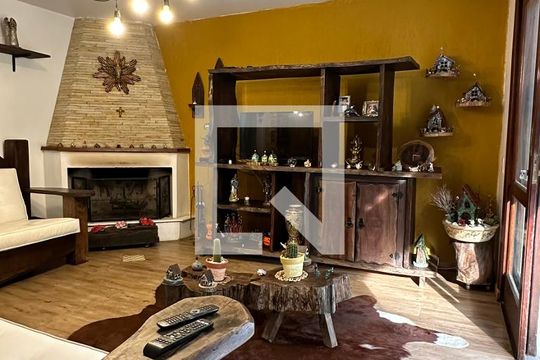 Sala de casa à venda com 8 quartos, 450m² em Rolinópolis, São Paulo
