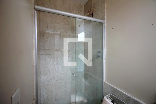 Banheiro da Suíte 1 de apartamento à venda com 5 quartos, 330m² em União, Belo Horizonte