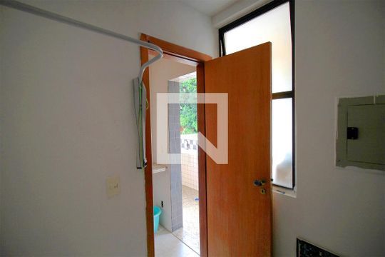 Quarto de Serviço de apartamento à venda com 5 quartos, 330m² em União, Belo Horizonte