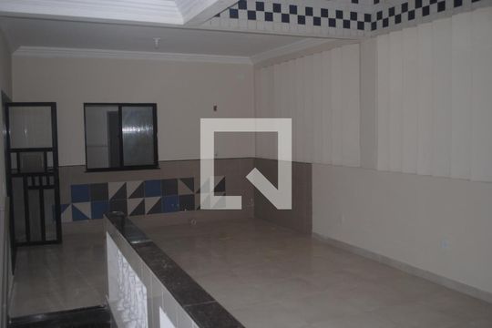 Sala  de apartamento para alugar com 7 quartos, 176m² em Itapuã, Salvador