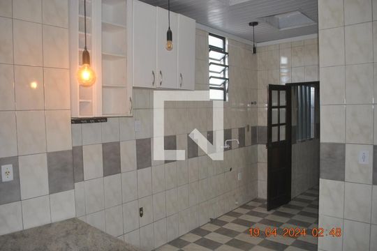 Cozinha  de apartamento para alugar com 7 quartos, 176m² em Itapuã, Salvador