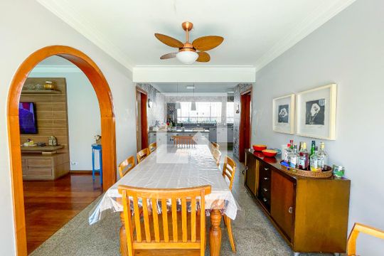 Cozinha de casa à venda com 4 quartos, 620m² em BOACAVA, São Paulo