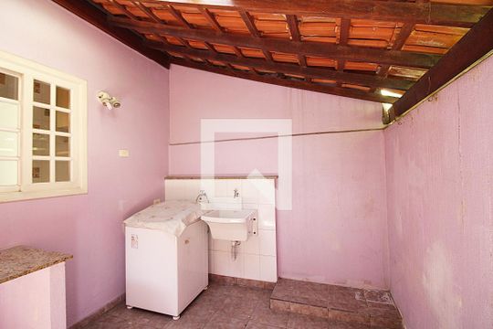 Área de Serviço de casa de condomínio para alugar com 2 quartos, 165m² em Taboão, São Bernardo do Campo