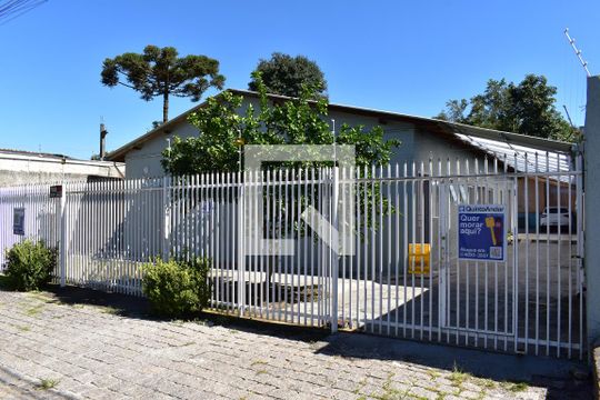 Fachada de kitnet/studio para alugar com 1 quarto, 16m² em Centro, Curitiba