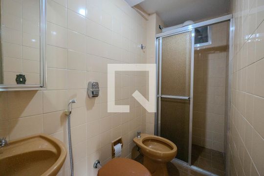 Banheiro de apartamento para alugar com 1 quarto, 54m² em Consolação, São Paulo