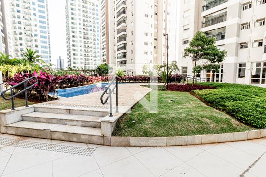 Área comum de apartamento para alugar com 1 quarto, 64m² em Jardim, Santo André