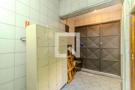Garagem de casa à venda com 4 quartos, 533m² em Campos Elíseos, São Paulo
