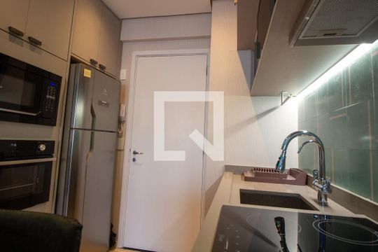 Cozinha de apartamento à venda com 1 quarto, 32m² em Pompeia, São Paulo