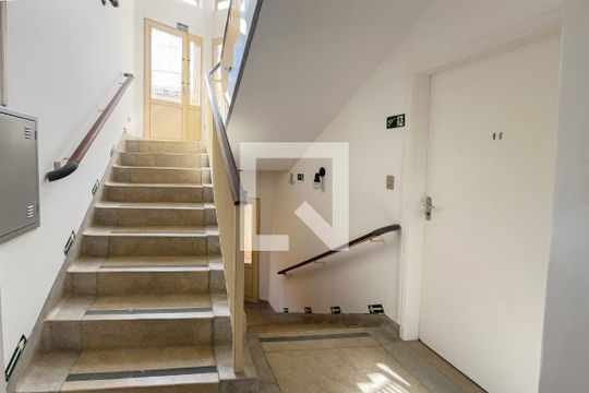 Hall social de kitnet/studio para alugar com 1 quarto, 30m² em Centro, Vinhedo