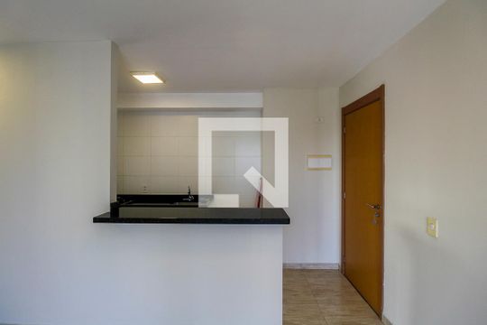 Cozinha de apartamento para alugar com 1 quarto, 47m² em Jardim Nove de Julho, São Paulo