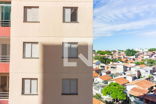 Vista de apartamento à venda com 2 quartos, 58m² em Cidade das Flores, Osasco