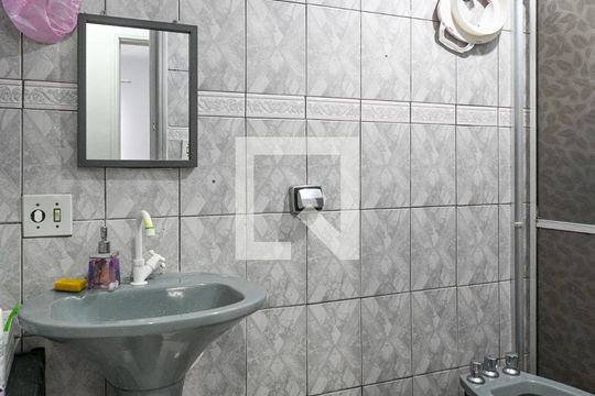 Banheiro 1 de apartamento à venda com 3 quartos, 87m² em Jardim Patente, São Paulo
