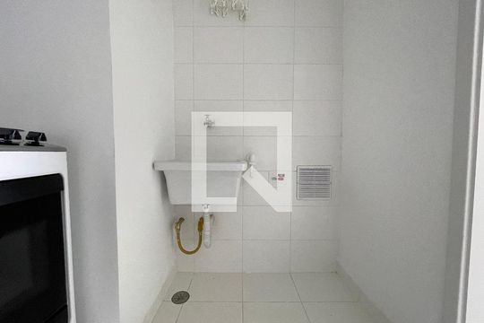 Área de Serviço de apartamento para alugar com 2 quartos, 33m² em Butantã, São Paulo