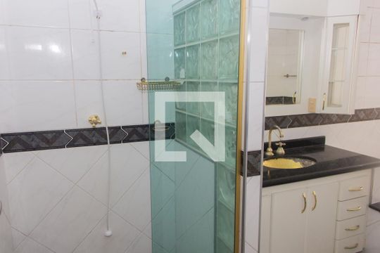 Banheiro 1 Suíte de casa à venda com 4 quartos, 220m² em Jardim Triana, São Paulo