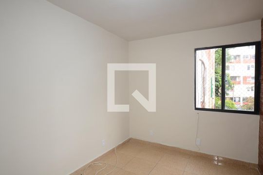 Sala de TV de apartamento à venda com 2 quartos, 61m² em Inhaúma, Rio de Janeiro