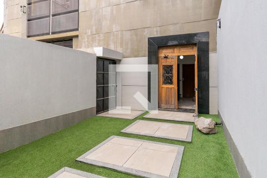 Área comum - Hall da entrada de apartamento para alugar com 1 quarto, 30m² em Olaria, Rio de Janeiro