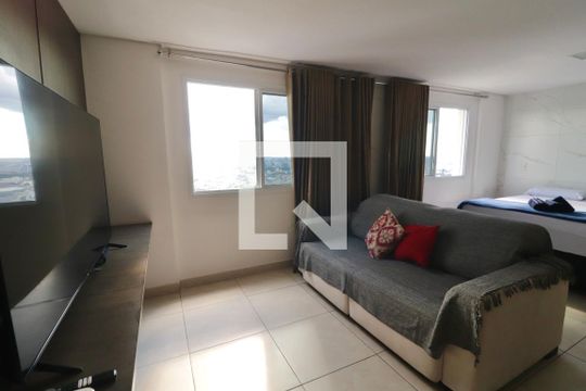 Sala de kitnet/studio à venda com 1 quarto, 38m² em Jardim Goiás, Goiânia