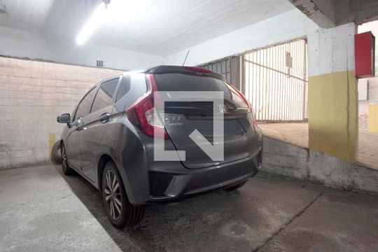 Box Estacionamento de apartamento para alugar com 1 quarto, 53m² em Centro Histórico, Porto Alegre