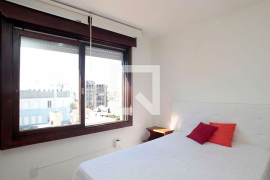 Quarto de apartamento para alugar com 1 quarto, 53m² em Centro Histórico, Porto Alegre
