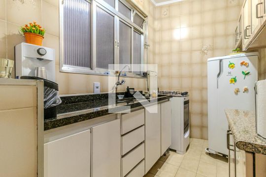 Cozinha de apartamento à venda com 1 quarto, 50m² em Santa Cecilia, São Paulo