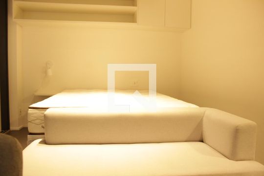 Studio de kitnet/studio à venda com 1 quarto, 28m² em Jardim das Bandeiras, São Paulo