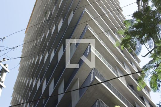 Fachada de kitnet/studio à venda com 1 quarto, 28m² em Jardim das Bandeiras, São Paulo