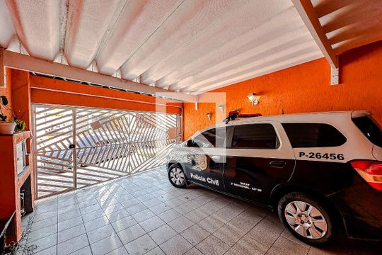 Garagem de casa para alugar com 2 quartos, 80m² em Jardim da Gloria, São Paulo