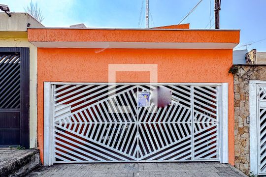 Fachada de casa para alugar com 2 quartos, 80m² em Jardim da Gloria, São Paulo