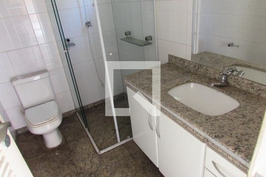 Banheiro 1 de casa à venda com 4 quartos, 350m² em Jardim Leonor, São Paulo
