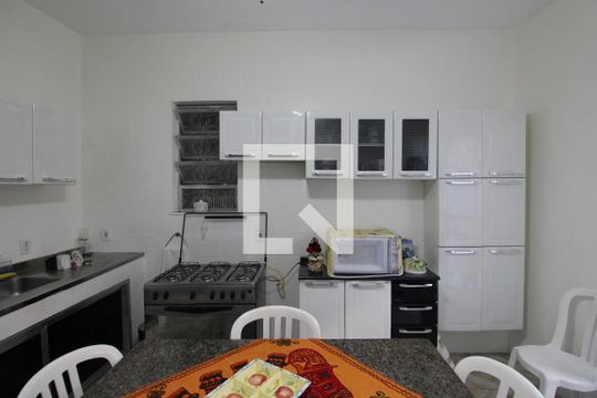 Cozinha de casa para alugar com 3 quartos, 112m² em Vista Alegre, Rio de Janeiro