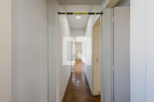 Corredor de apartamento à venda com 2 quartos, 74m² em Jardim Paulista, São Paulo