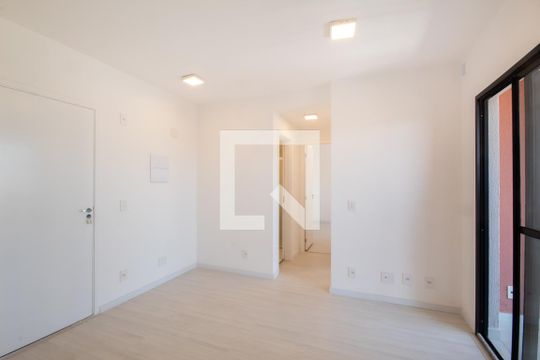 Sala de apartamento para alugar com 2 quartos, 47m² em Ayrosa, Osasco