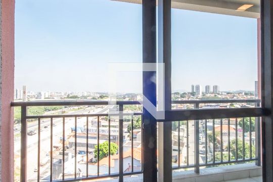 Varanda da sala de apartamento para alugar com 2 quartos, 47m² em Ayrosa, Osasco