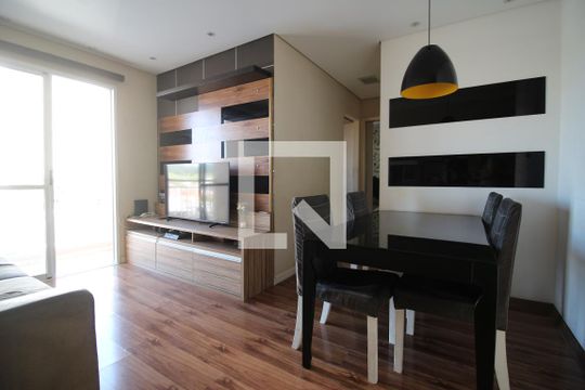 Sala de apartamento à venda com 2 quartos, 57m² em Vila Antonieta, São Paulo