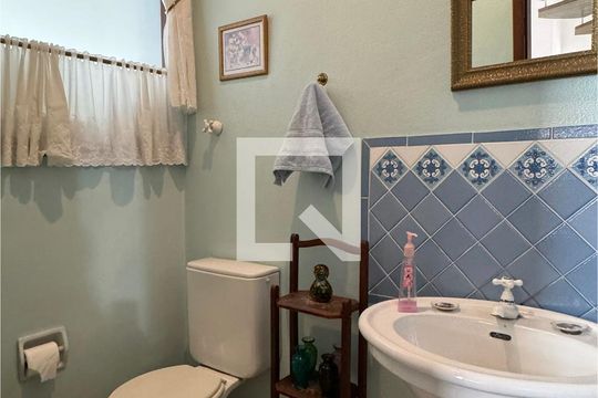 Lavabo de casa de condomínio à venda com 5 quartos, 400m² em Residencial Tres (alphaville), Santana de Parnaíba