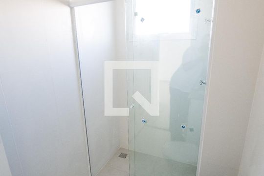 Banheiro Social de apartamento para alugar com 2 quartos, 78m² em Jardim das Nações, Taubaté