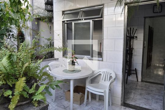 Quintal de casa à venda com 4 quartos, 191m² em Pilares, Rio de Janeiro