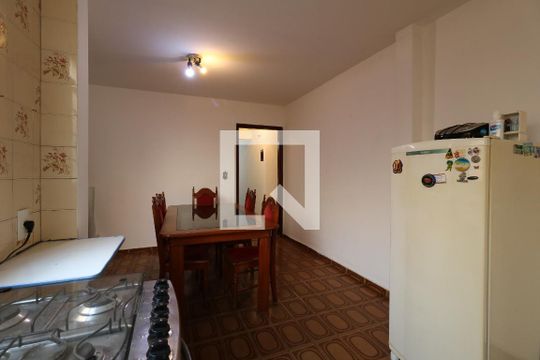 Cozinha de casa à venda com 3 quartos, 193m² em Jardim Ocara, Santo André