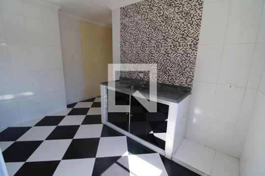Cozinha de apartamento para alugar com 3 quartos, 90m² em Jardim Brasil (zona Norte), São Paulo
