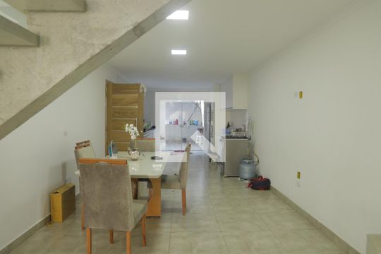 Cozinha de casa à venda com 3 quartos, 200m² em Parque Imperial, São Paulo