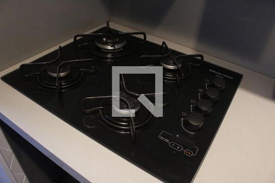 Cozinha de apartamento para alugar com 2 quartos, 73m² em Vila Andrade, São Paulo