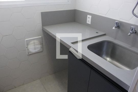 Área de Serviço de apartamento para alugar com 2 quartos, 73m² em Vila Andrade, São Paulo