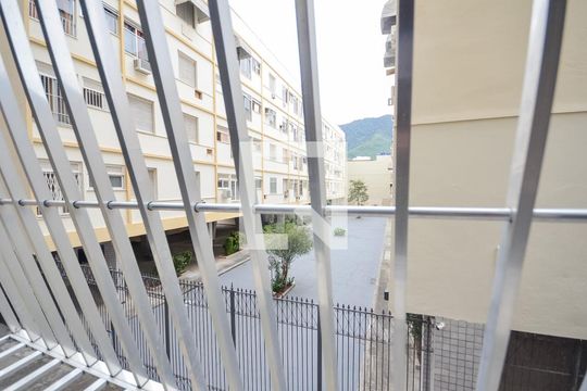 Vista da Sala de apartamento à venda com 2 quartos, 85m² em Vila Isabel, Rio de Janeiro