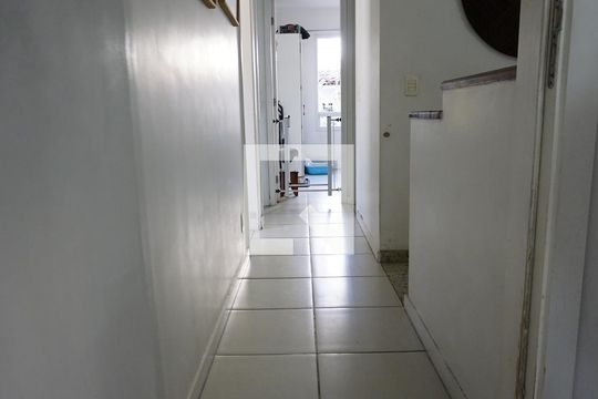 Hall Quartos de casa de condomínio à venda com 4 quartos, 155m² em Jacarepaguá, Rio de Janeiro