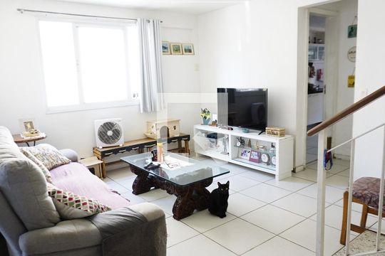 Sala de casa de condomínio à venda com 4 quartos, 155m² em Jacarepaguá, Rio de Janeiro