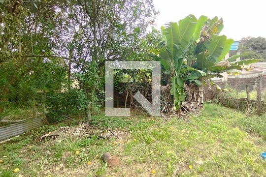 Quintal de casa à venda com 2 quartos, 385m² em São Jorge, Novo Hamburgo